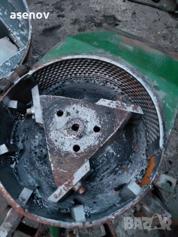 мелница за пластмаса, снимка 2 - Други машини и части - 52260814