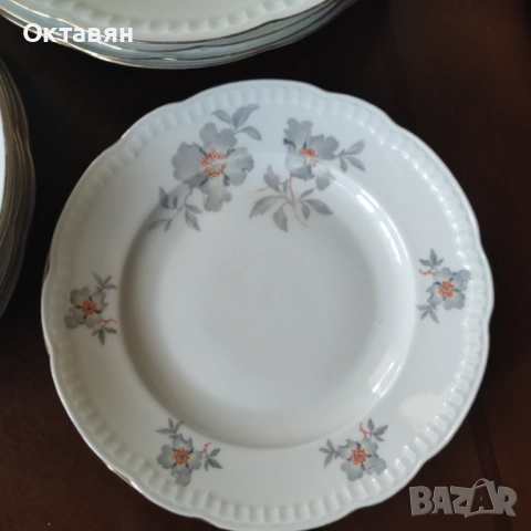 Порцеланов сервиз за хранене 18 части, снимка 7 - Сервизи - 53312734