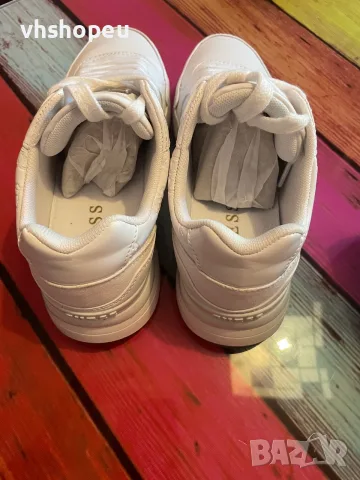 Маратонки Guess, Adidas, снимка 4 - Маратонки - 56119707
