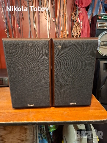 Продават се тонколони Magnat Monitor Supreme 202. 