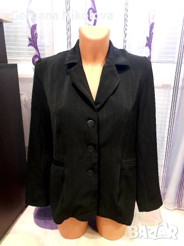 Дамски костюм, снимка 2 - Костюми - 53125934