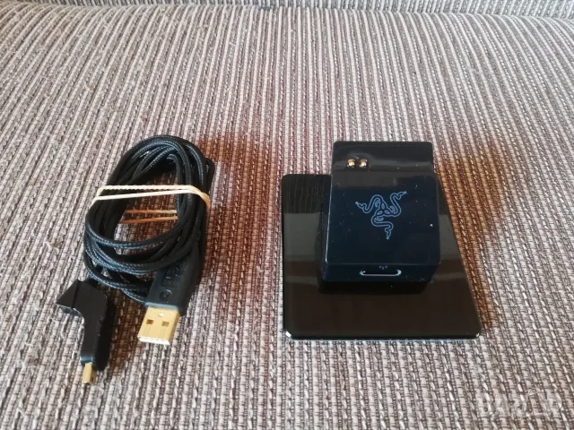 Зарядна станция Razer Mouse Dock Chroma RC30-030502