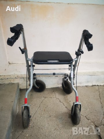 DRIVE Проходилка ролатор/сгъваема/със седалка , снимка 8 - Ролатори - 36861347