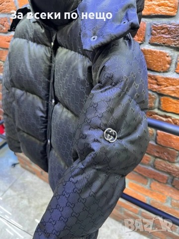 Gucci Дамско Чврно Зимно Яке С Качулка Гучи Код E935, снимка 3 - Якета - 51993704