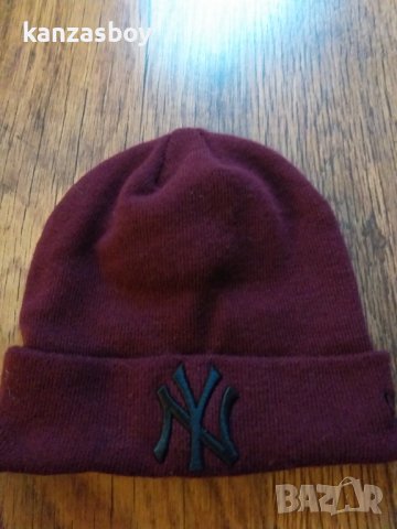  New Era New York Yankees Essential Cuff Beanie - страхотна зимна шапка, снимка 2 - Шапки - 38869331
