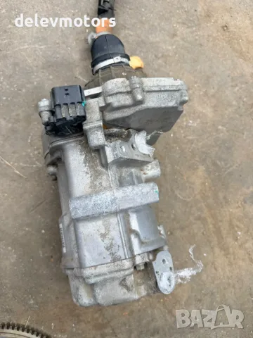 926003211R електрически компресор за климатик Denso за двигател H4M632 / H4MC632, 1.6 Hybrid E-Tech, снимка 5 - Части - 56156177
