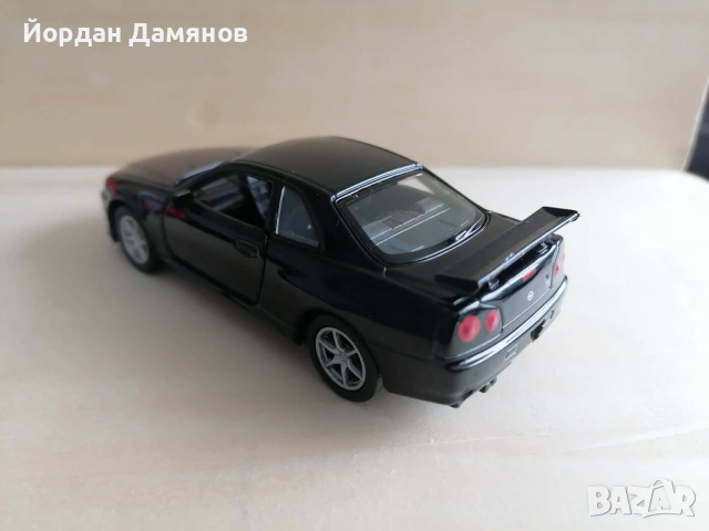 Нисан Скайлайн ГТ-Р (Р34) в мащаб 1:34 , снимка 2 - Колекции - 53281198