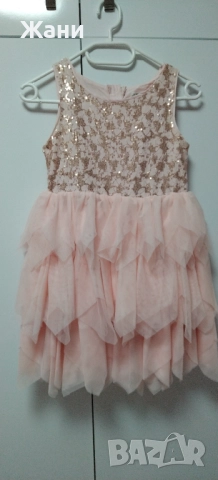 Кокетна рокличка на Н&М