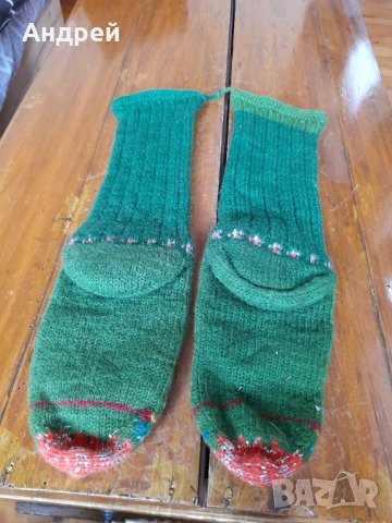 Стари вълнени чорапи, снимка 4 - Други ценни предмети - 42665272