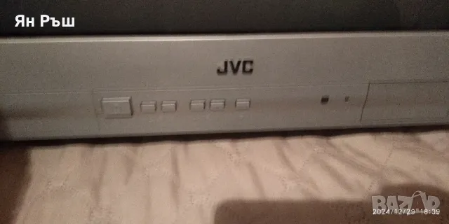 Телевизор JVC цветен , снимка 2 - Телевизори - 48491430