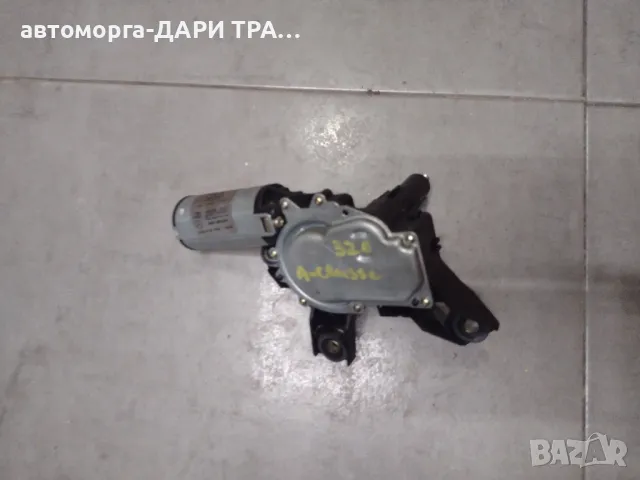 Моторче чистачки 5та врата на Мерцедес А W168 01г.