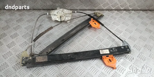 Стъклоповдигач Audi A8 2004г.(преден десен)	