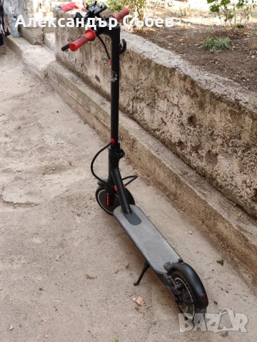 Електрическа тротинетка Mini Robot , снимка 11 - Друга електроника - 52299682