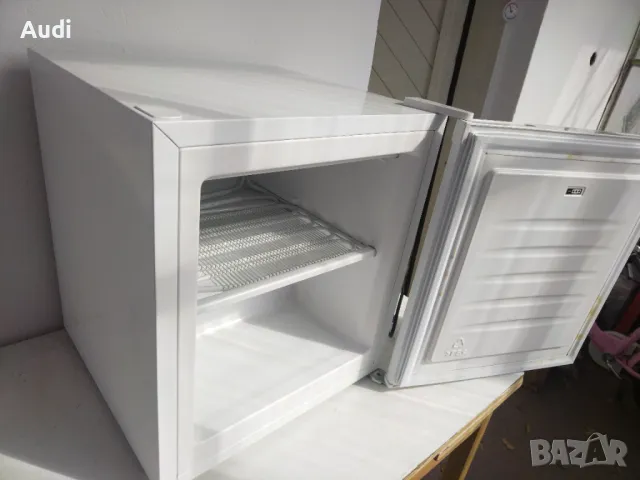 Мини фризер тип Минибар BOMANN/ обем 32 литра  механичен термостат с 5 степени, снимка 11 - Фризери - 46725778