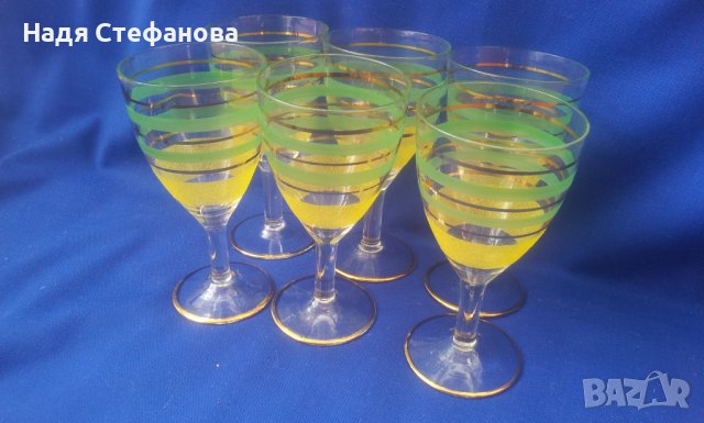 Ретро чашки за алкохол, златни кантове, цветна посипка, столче , снимка 7 - Антикварни и старинни предмети - 37982782