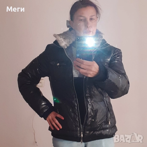 дамско есенно,зимно,пролетно яке,от елегантна,много високо качествена материа, с топла яка от кожа