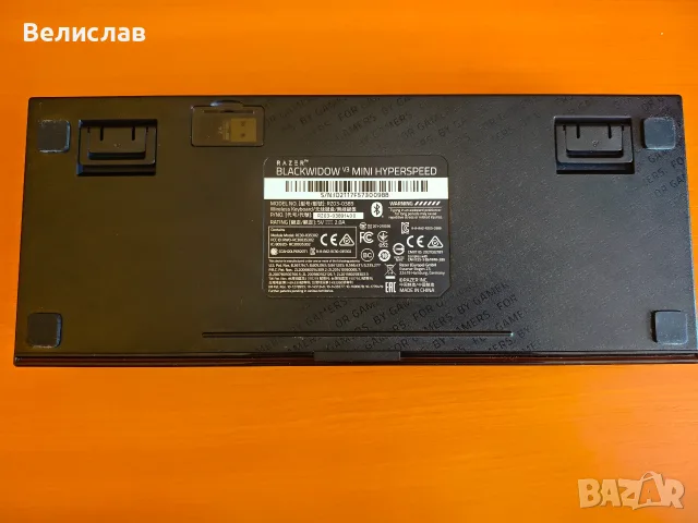 Razer BlackWidow V3 Mini Hyperspeed със зелени суичове, снимка 3 - Клавиатури и мишки - 56543755