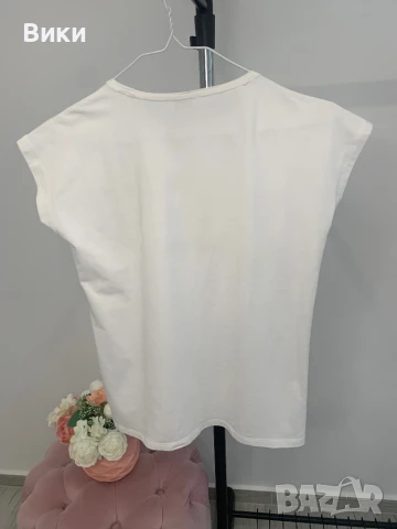 Тениска Guess, 16г подходяща е и за S, снимка 8 - Тениски - 50530746