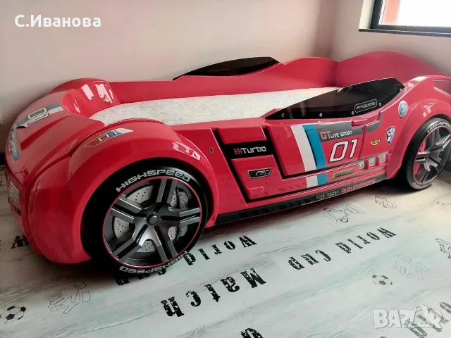 2 броя оригинални детски легла-кола Biturbo – червени. Всяко от тях е с матрак.  Дизайн на истински , снимка 4 - Спални и легла - 55735966