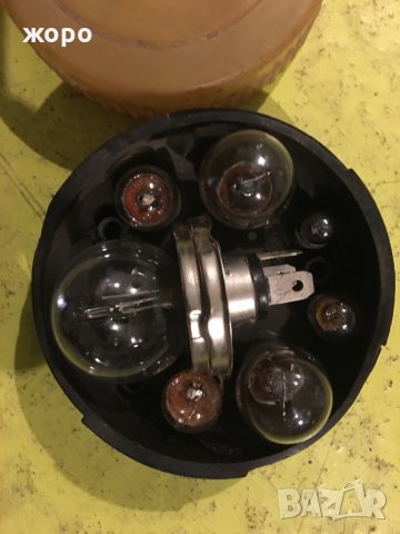 Кутийка с лампи 12в , снимка 1