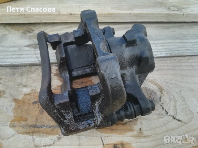 Vw Passat Wagon B3 2.0 1992 Преден ляв спирачен апарат, снимка 5 - Части - 42765934