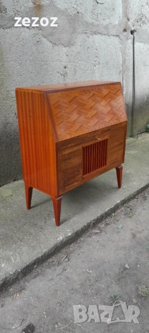 Бар с радио винтидж-DUX