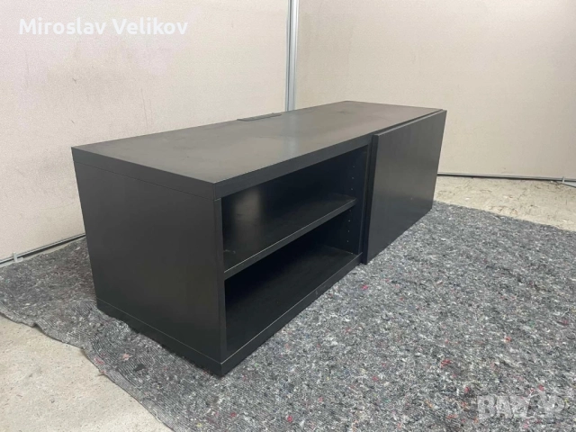 Тв шкаф в много добро състояние , снимка 3 - Шкафове - 52326082