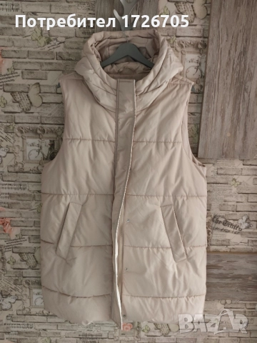 Нов дамски елек с качулка