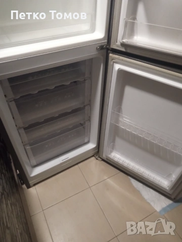 Продавам хладилник Samsung , снимка 3 - Хладилници - 53026616