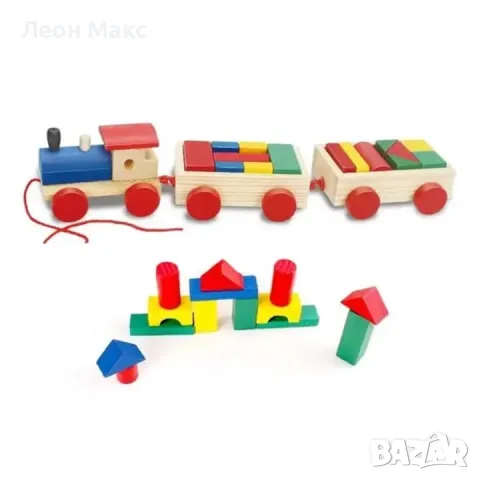 Дървен влак с два вагона с 15 строителни блока