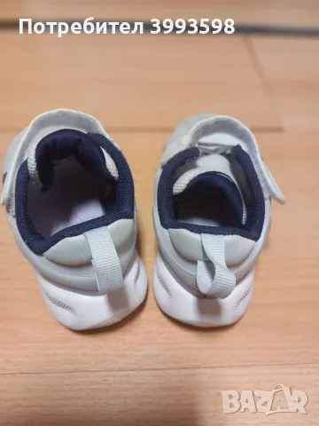 детски маратонки Nike 23.5, снимка 2 - Детски маратонки - 55990664