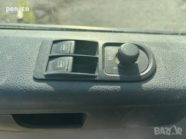 Фолксваген Т5 1.9 TDI  с климатик., снимка 7 - Бусове и автобуси - 47294428