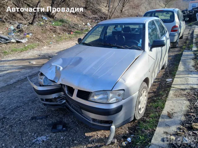 Продавам Сеат Ибиза 2000 г на части, снимка 5 - Автомобили и джипове - 48624494
