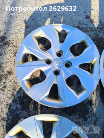 Оригинални тасове за Хюндай 15 цола, снимка 2 - Аксесоари и консумативи - 52426245