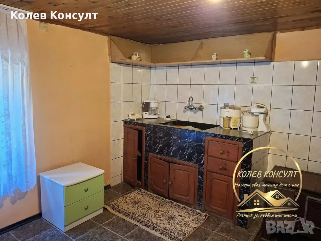 двуетажна къща село Капитан Андреево, снимка 12 - Къщи - 55736036