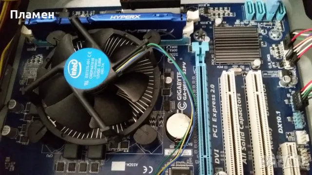 Настолен компютър INTEL, снимка 2 - Работни компютри - 50005487