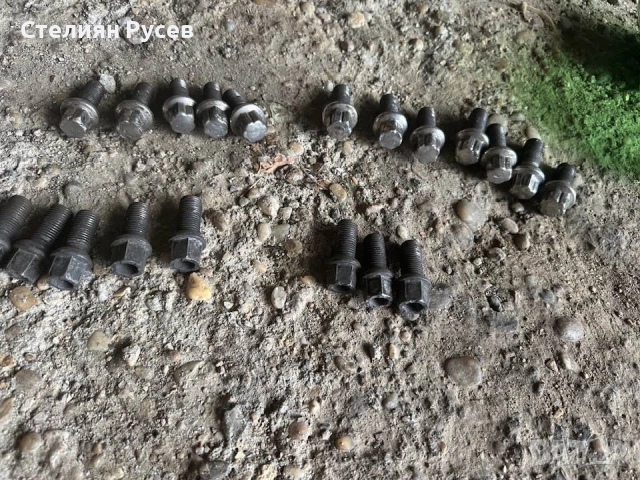 0455 20бр къси болтове с ключ демонтирани от mercedes -31 лв 20бр / 25mm резба / 8 еднакви / 12 с ка, снимка 2 - Аксесоари и консумативи - 51975076