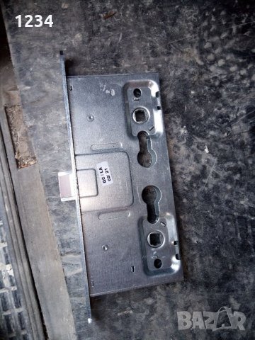Брава за метална врата с паник брава, снимка 3 - Друго търговско оборудване - 35364962