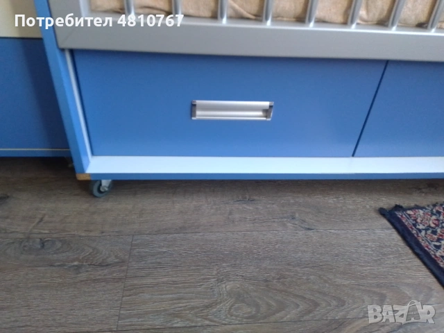 Детска кошара със скрин , снимка 3 - Бебешки легла и матраци - 54342769