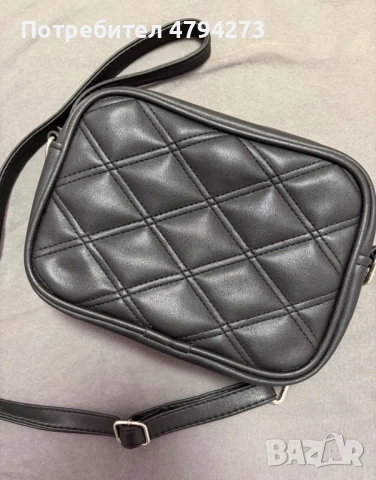 Черна чанта, снимка 2 - Чанти - 54169102