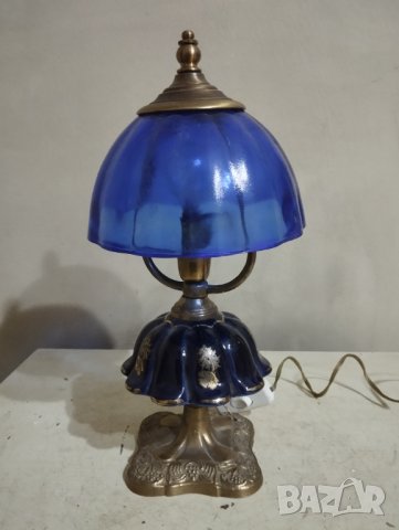 Барокова настолна лампа