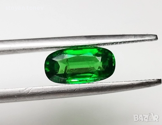Зашеметяващ зелен цаворит с жив цвят 1.18кт.! Нов!, снимка 9 - Други - 52357131