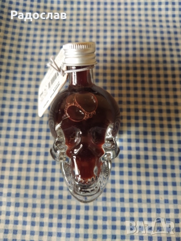 малка бутилка за алкохол Череп, снимка 4 - Декорация за дома - 52021133
