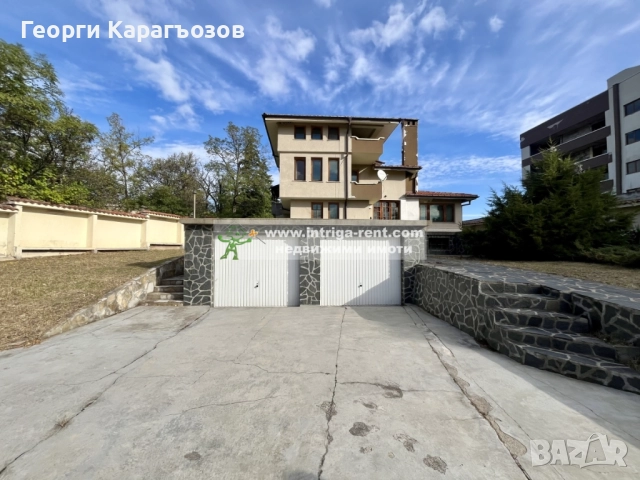 №4012 Къща с двор, гаражи и басейн в село Минерални бани, Хасково., снимка 2 - Къщи - 52010691