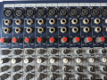 Soundcraft EFX12 Mixer с повреда, снимка 3