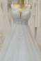  Нова Сватбена булчинска рокля с кристали под наем , снимка 2
