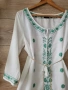 Бяла туника със зелени бродерии , снимка 5