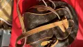 Louis Vuitton дамска раница, снимка 3