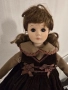 Порцеланова кукла, снимка 2