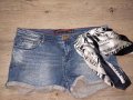 Дънкови панталонки Zara, снимка 1 - Къси панталони и бермуди - 36840813